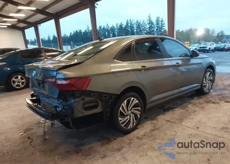 2021 Volkswagen Jetta 1.4T Sel z USA, uszkodzony, nr VIN 3VWE57BU7MM070059